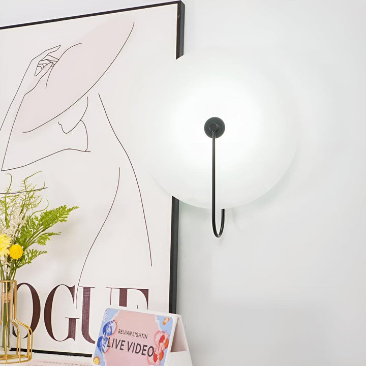 Alabaster Wall Light With Circular Disc Design