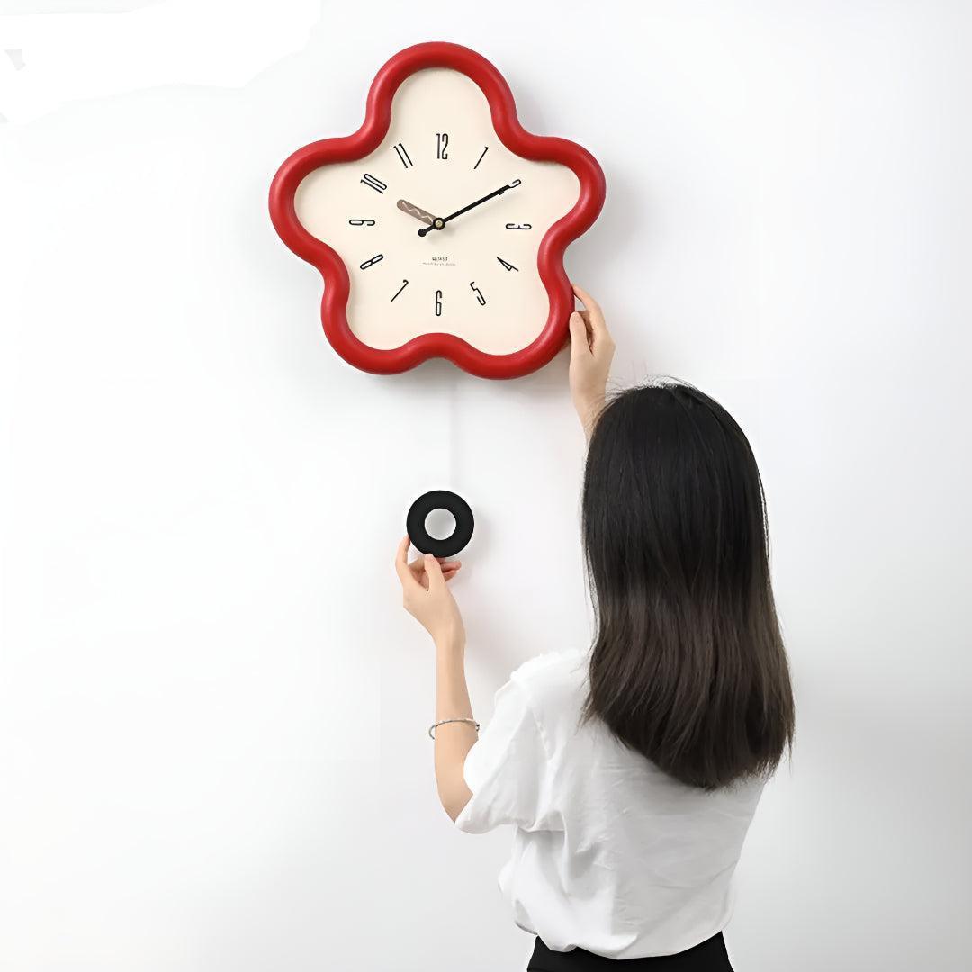 Decorative Flower Wall Clock With Silent Pendulum