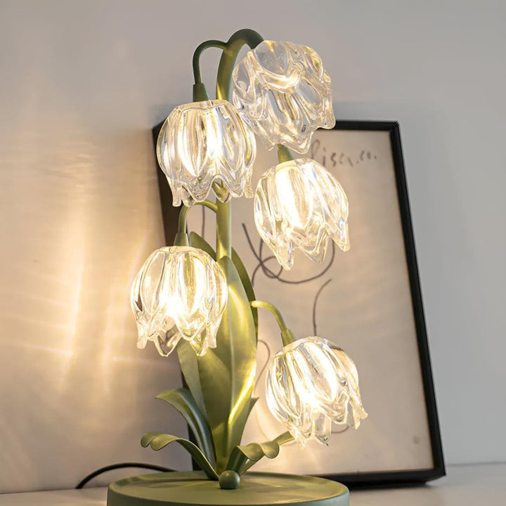 Flower Table Lamp With Nature Inspired Lily Design For Aesthetics