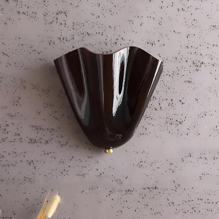 Retro Mid Century Wall Lamp With Petal Shape