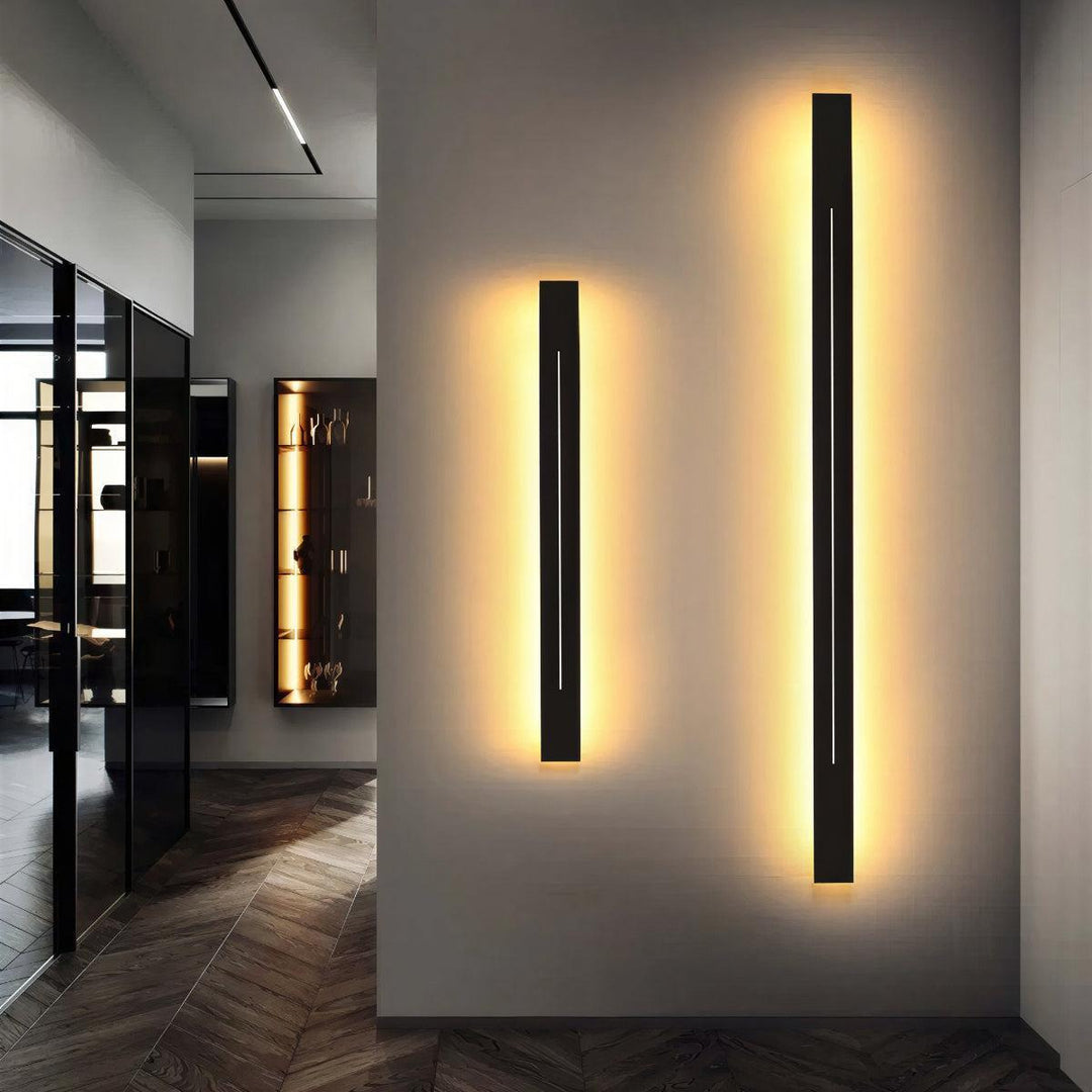 Vertical Wall Light Sconce With Minimalist Bar Design